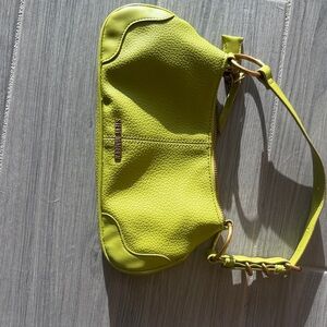 Steve Madden stylish yellow/green leather Handbag